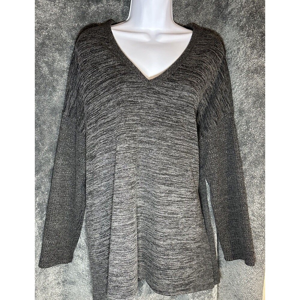 Terra & Sky long sleeve V-neck thermal rib top in a versatile gray, plus size 2X